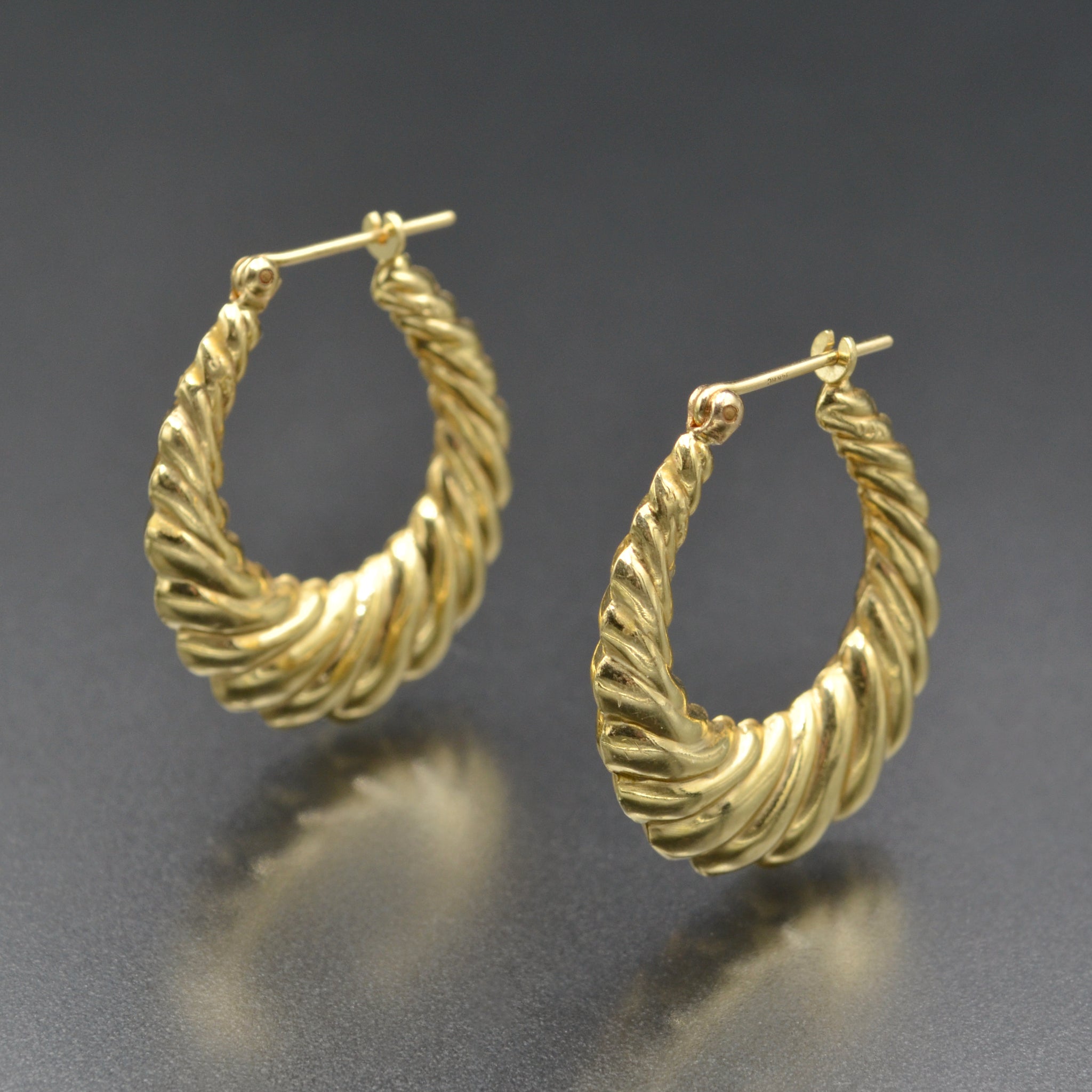 Wholesale Hoops Large Twisted Gold Earrings for Women