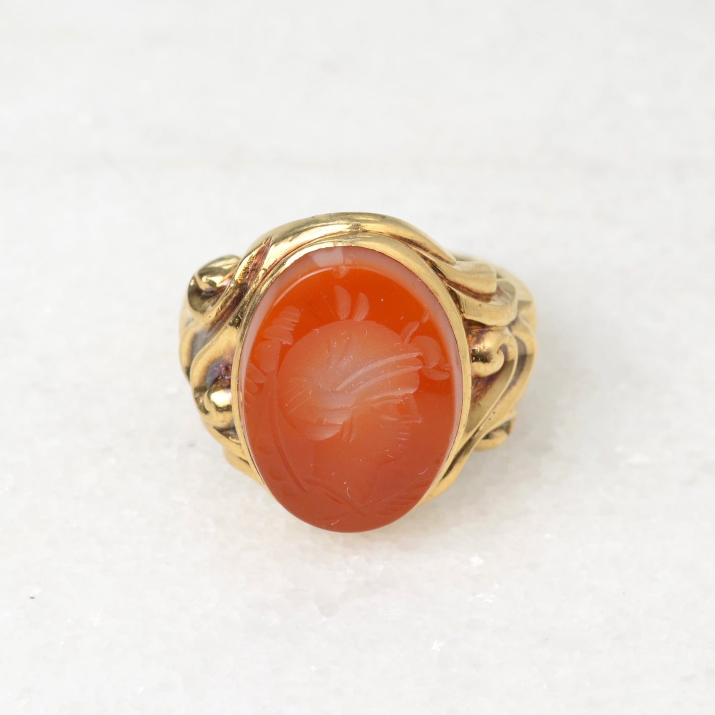 Agate Intaglio and Gold Ring