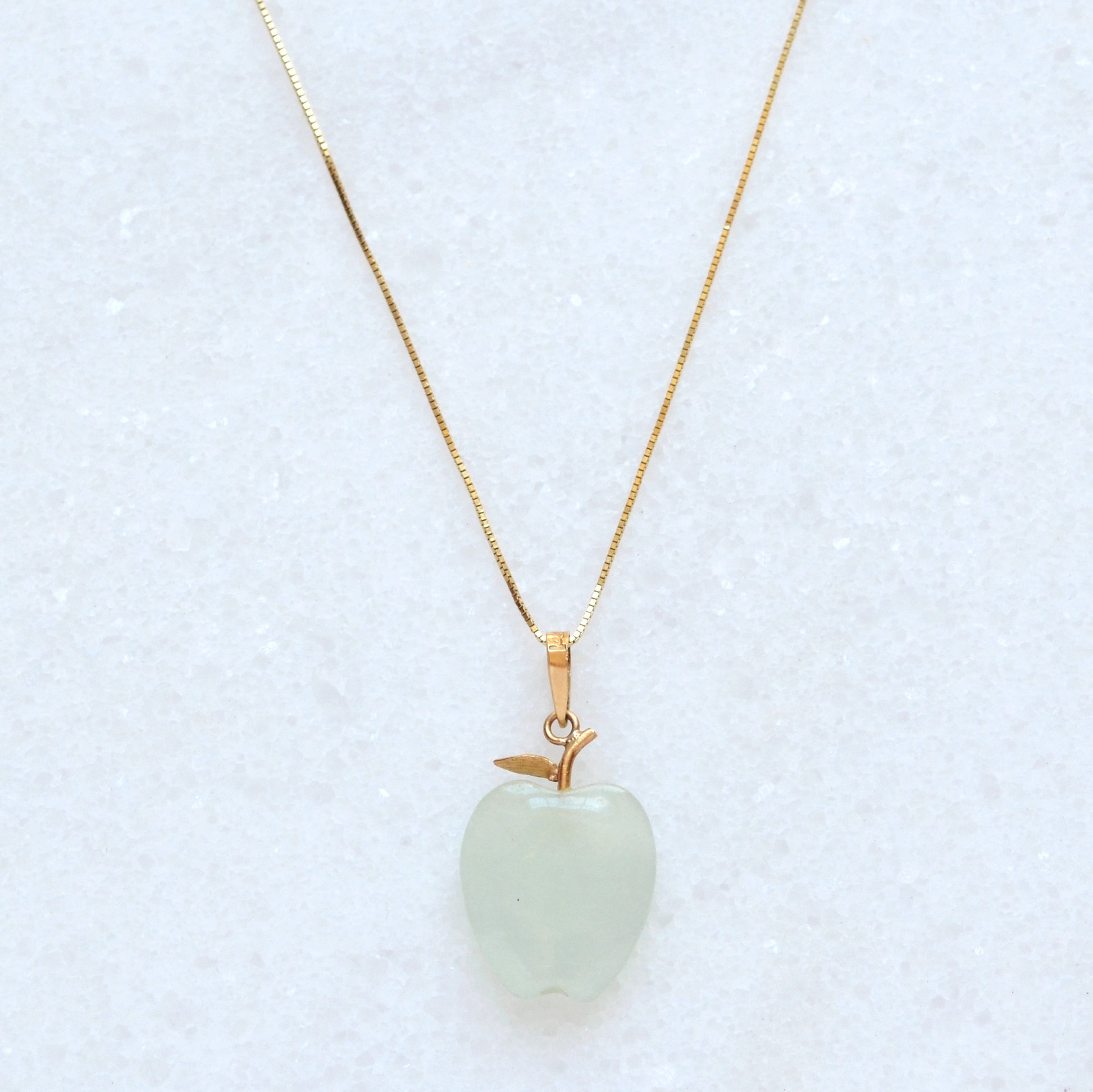 Vintage Jadeite Jade and 14k Gold Apple Pendant Necklace