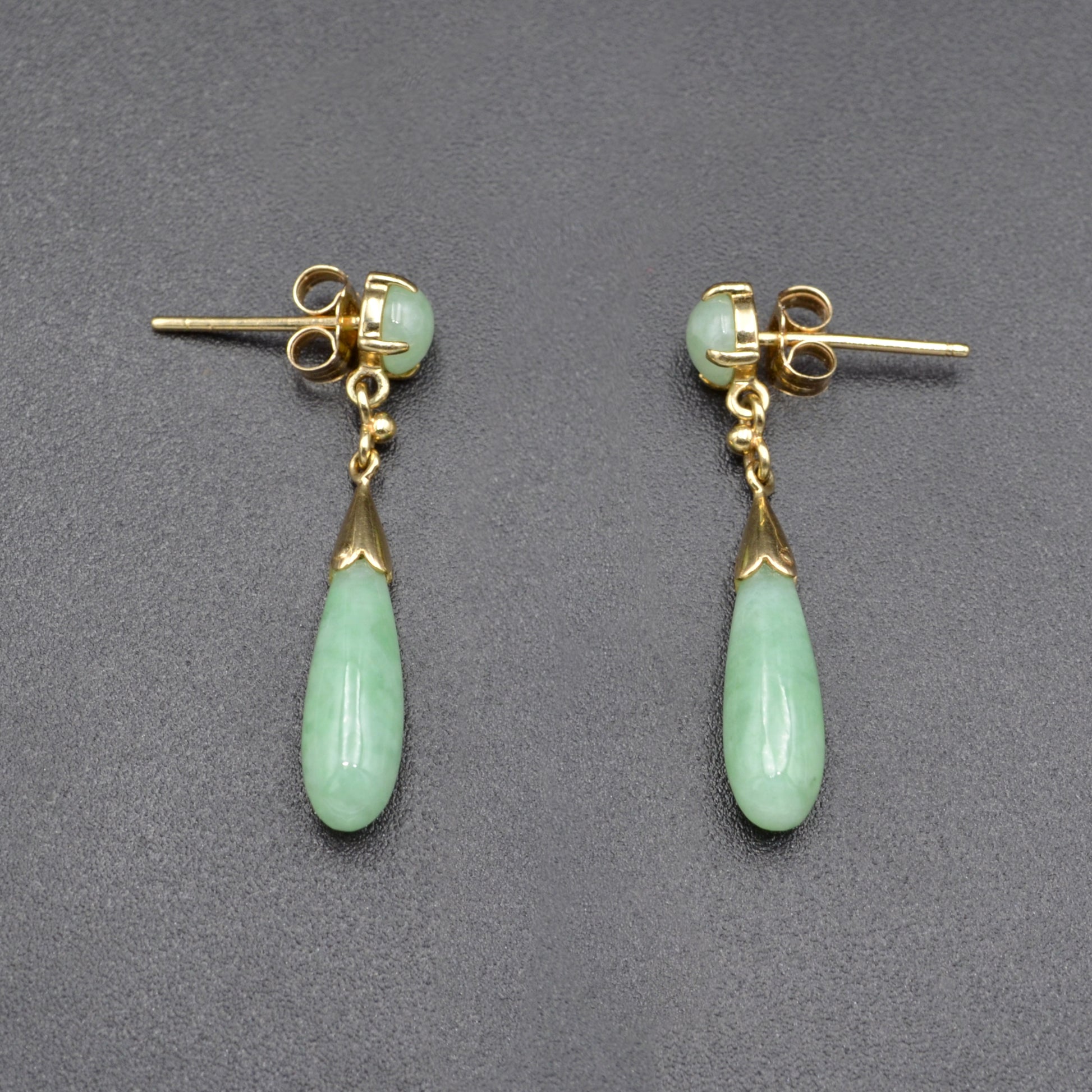 Vintage Light Green Jadeite Jade and 14k Gold Drop Earrings