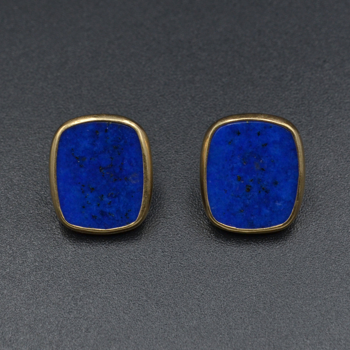 Vintage Lapis Lazuli and 14 Karat Gold Earrings