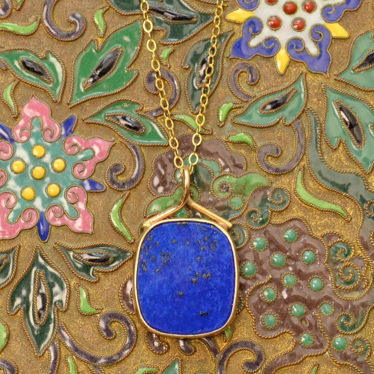 Vintage Lapis Lazuli and 14 Karat Gold Necklace