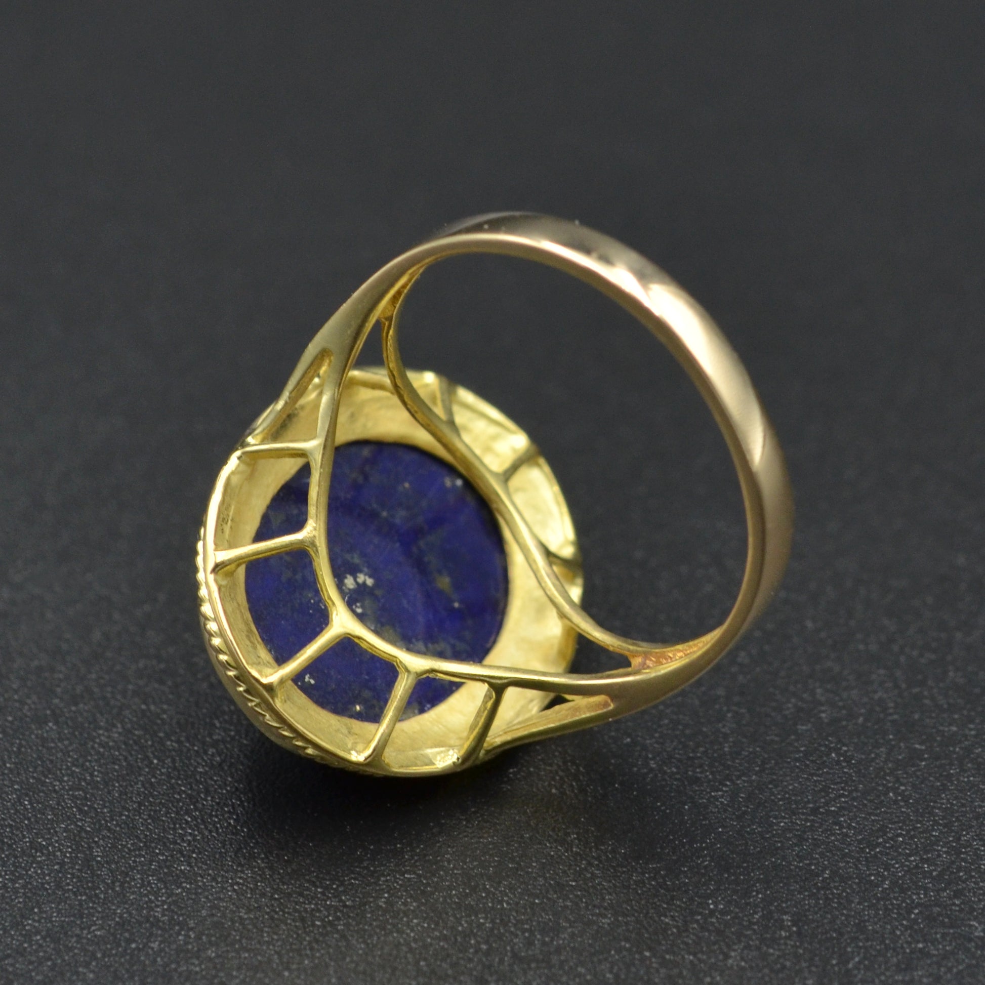 Vintage Lapis Lazuli and 14k Gold Ring