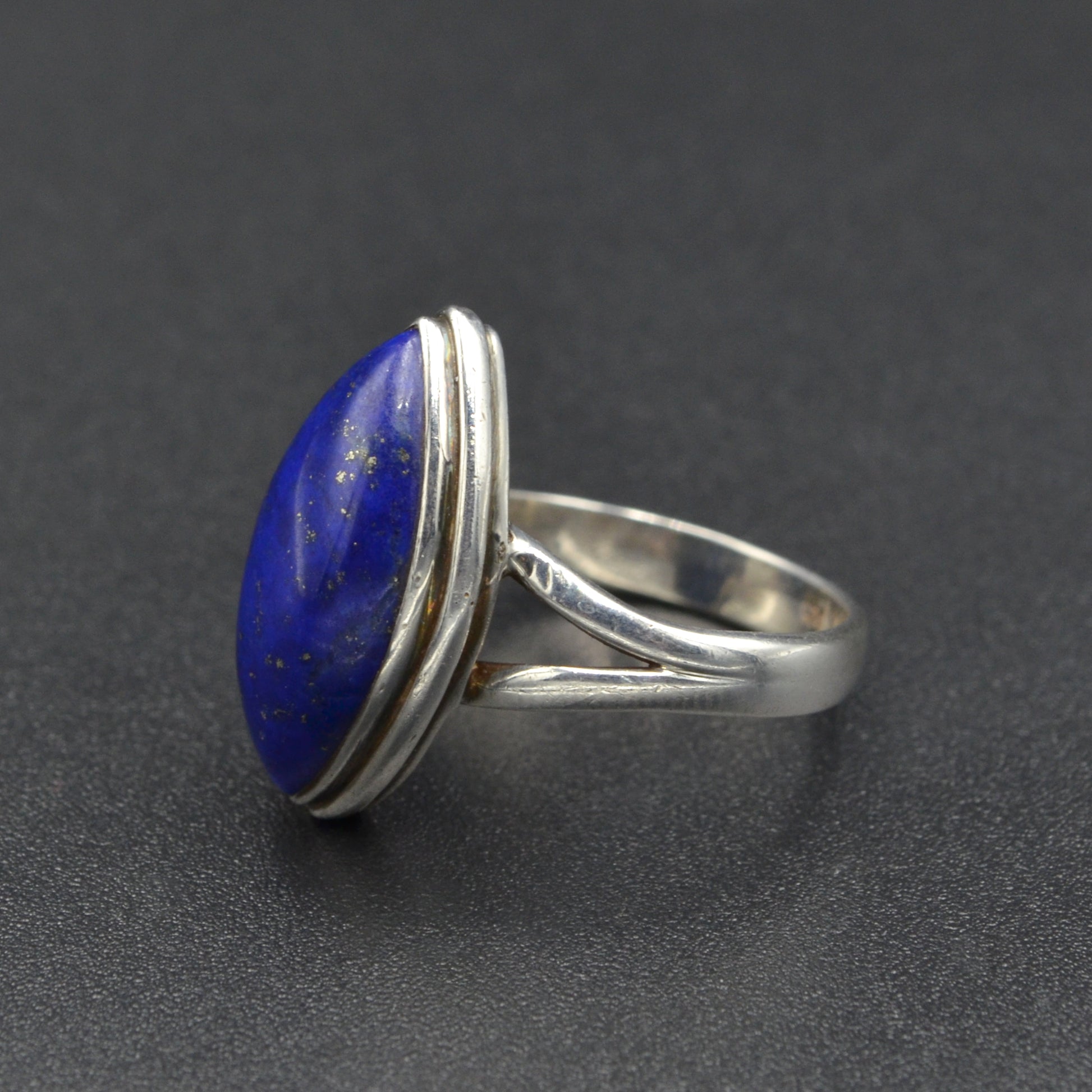 Vintage Lapis Lazuli and Sterling Silver Ring