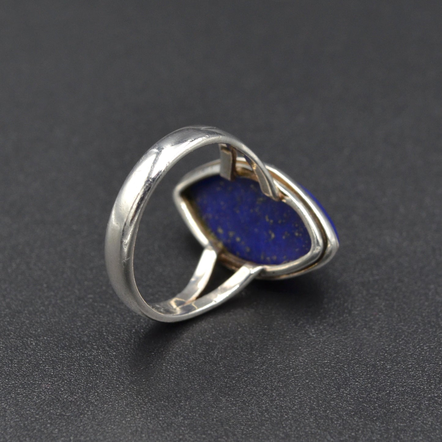 Vintage Lapis Lazuli and Sterling Silver Ring