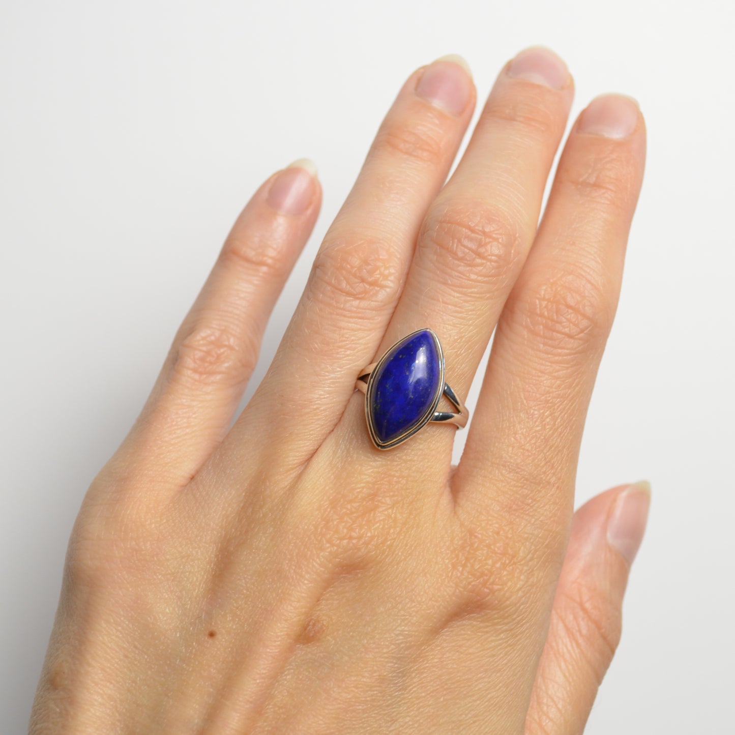 Vintage Lapis Lazuli and Sterling Silver Ring