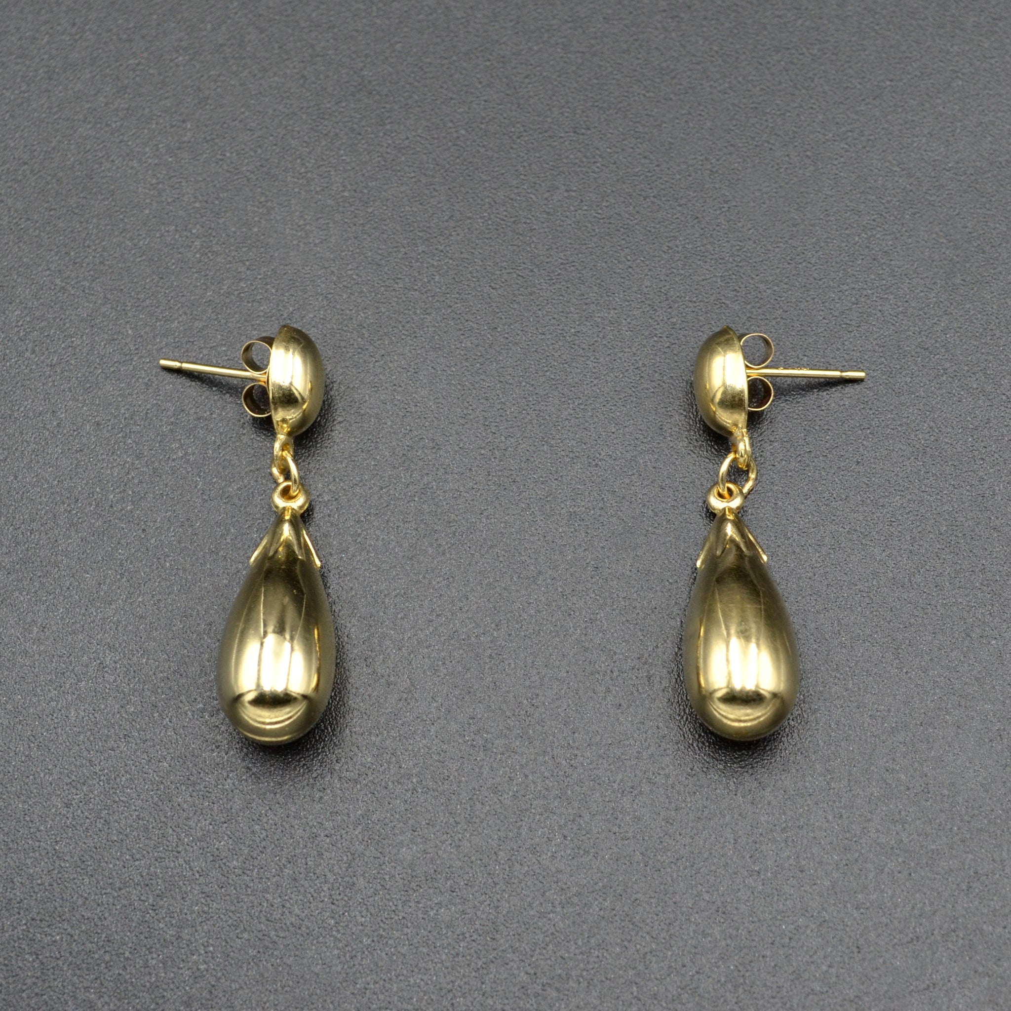 Vintage 14k gold tear drop dangle earrings top