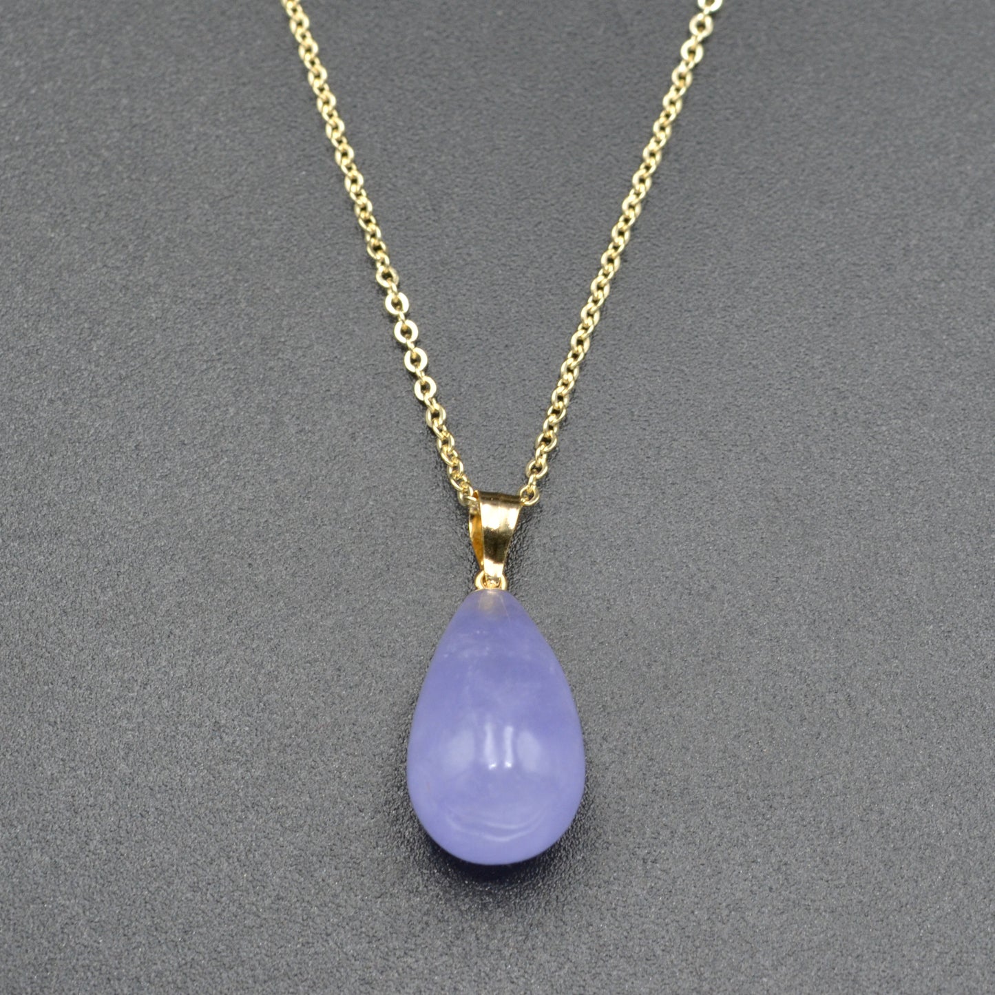 Vintage Lavender Jade and 14k Gold Drop Necklace