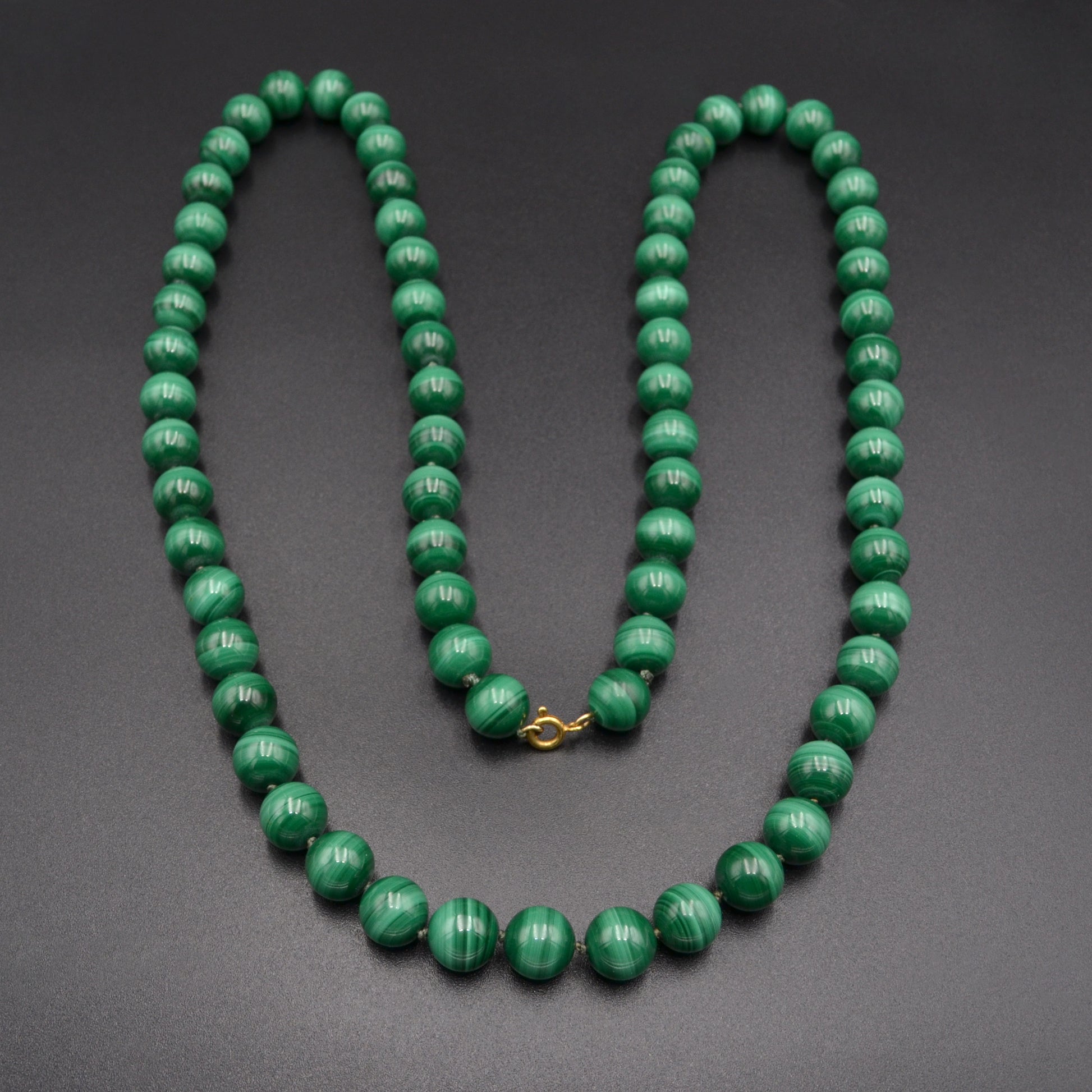 Vintage Beaded Malachite and 18k Gold Necklace
