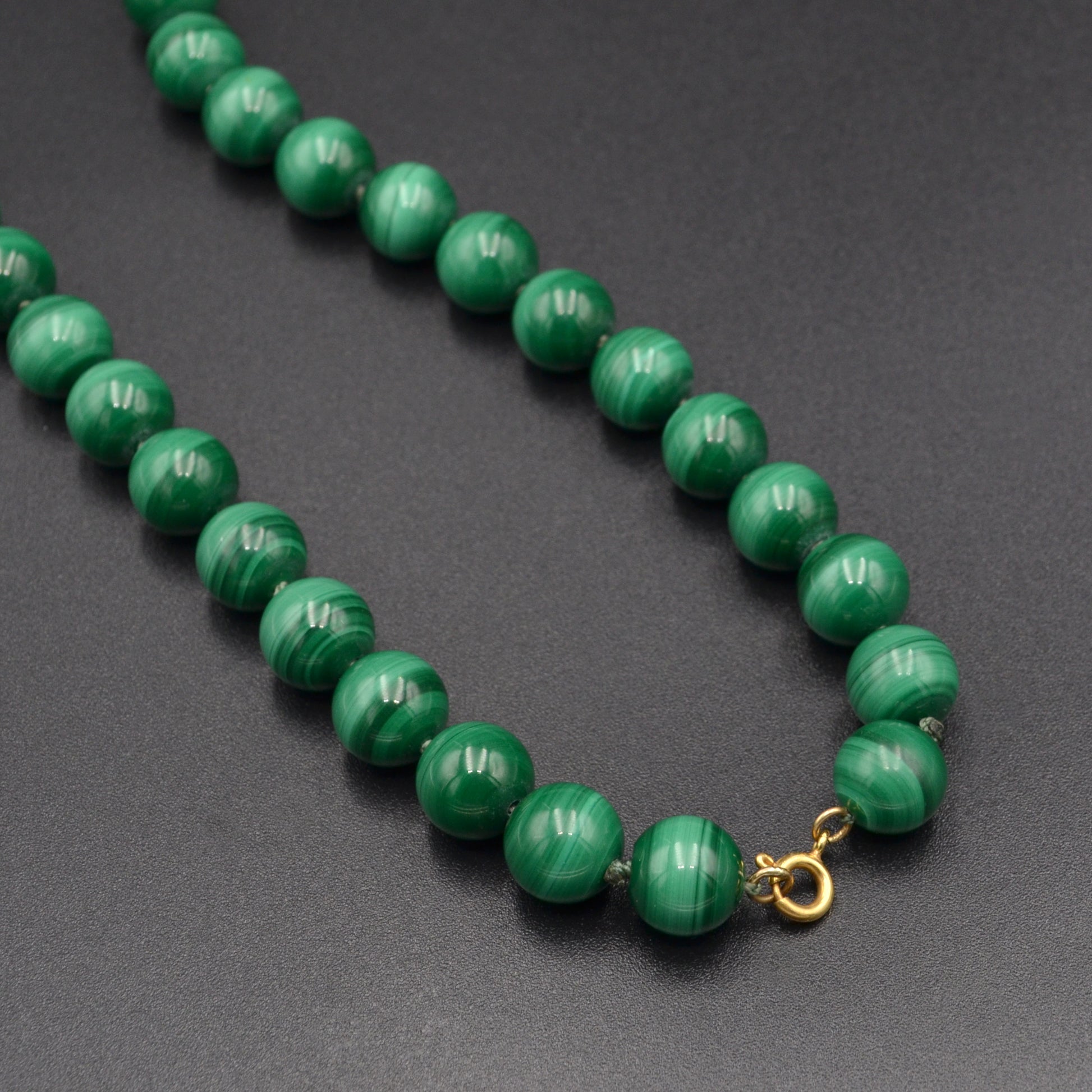 Vintage Beaded Malachite and 18k Gold Necklace