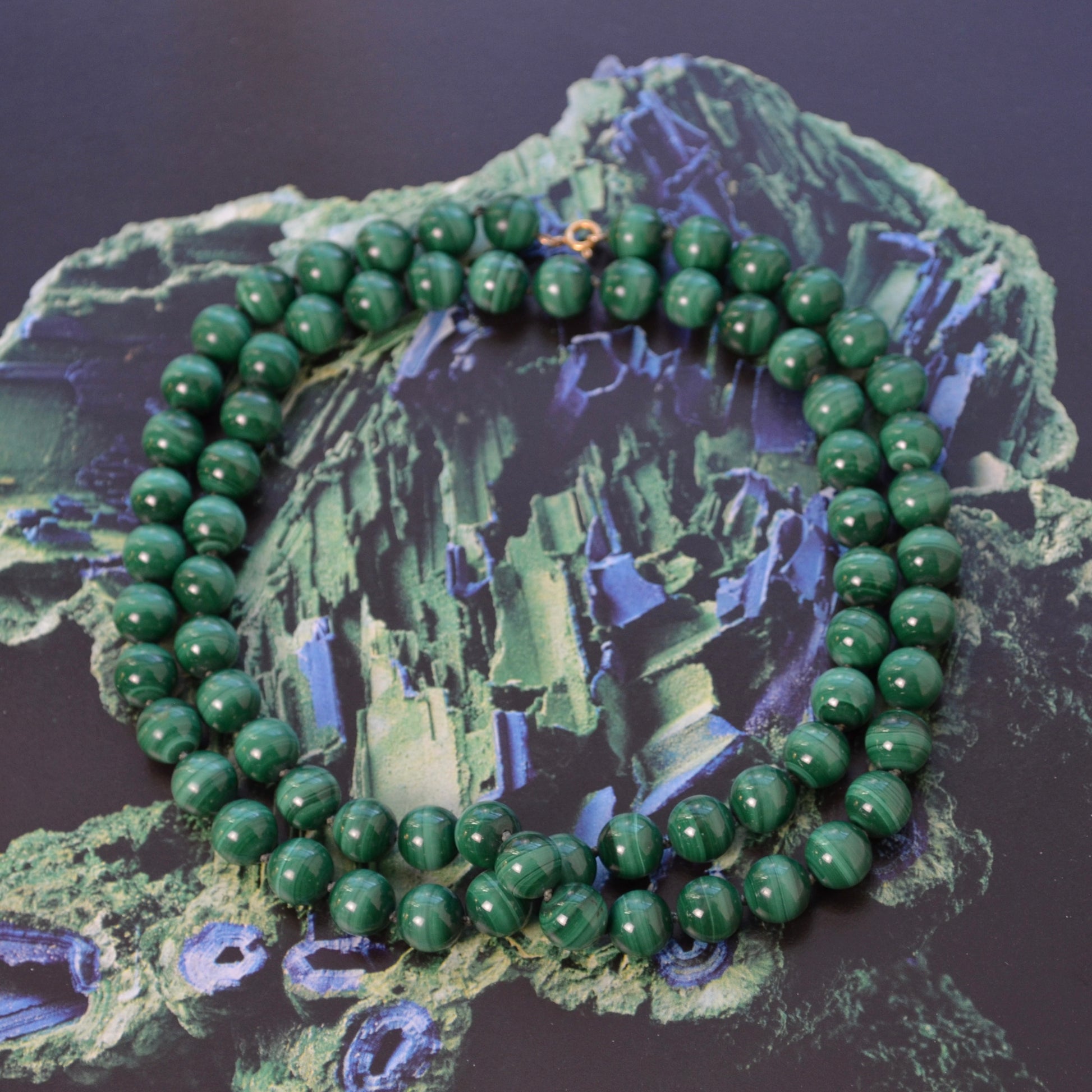 Vintage Beaded Malachite and 18k Gold Necklace