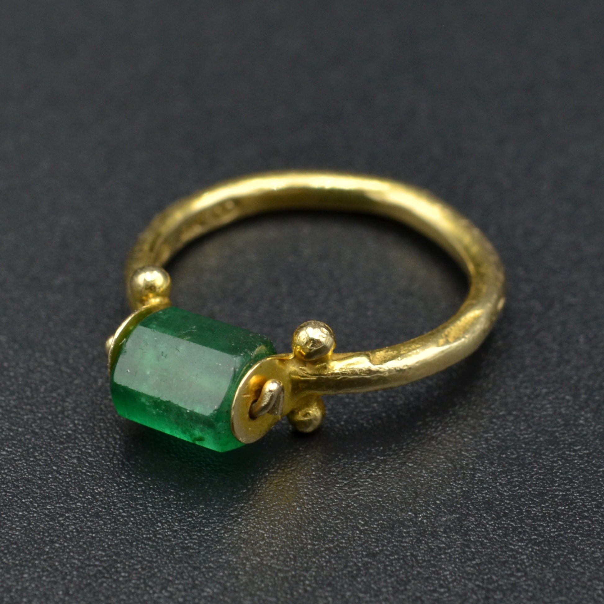 Vintage Metropolitan Museum of Art Emerald and 14k Gold Ring