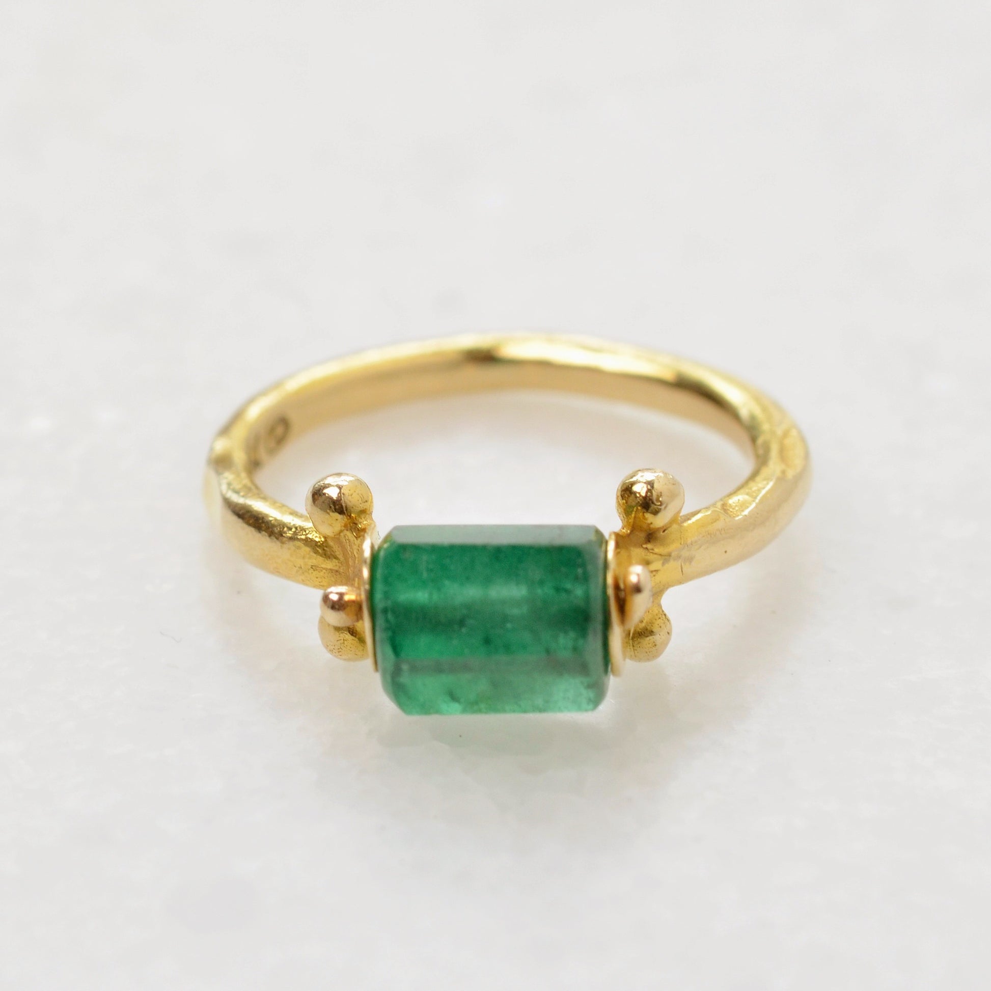 Vintage Metropolitan Museum of Art Emerald and 14k Gold Ring