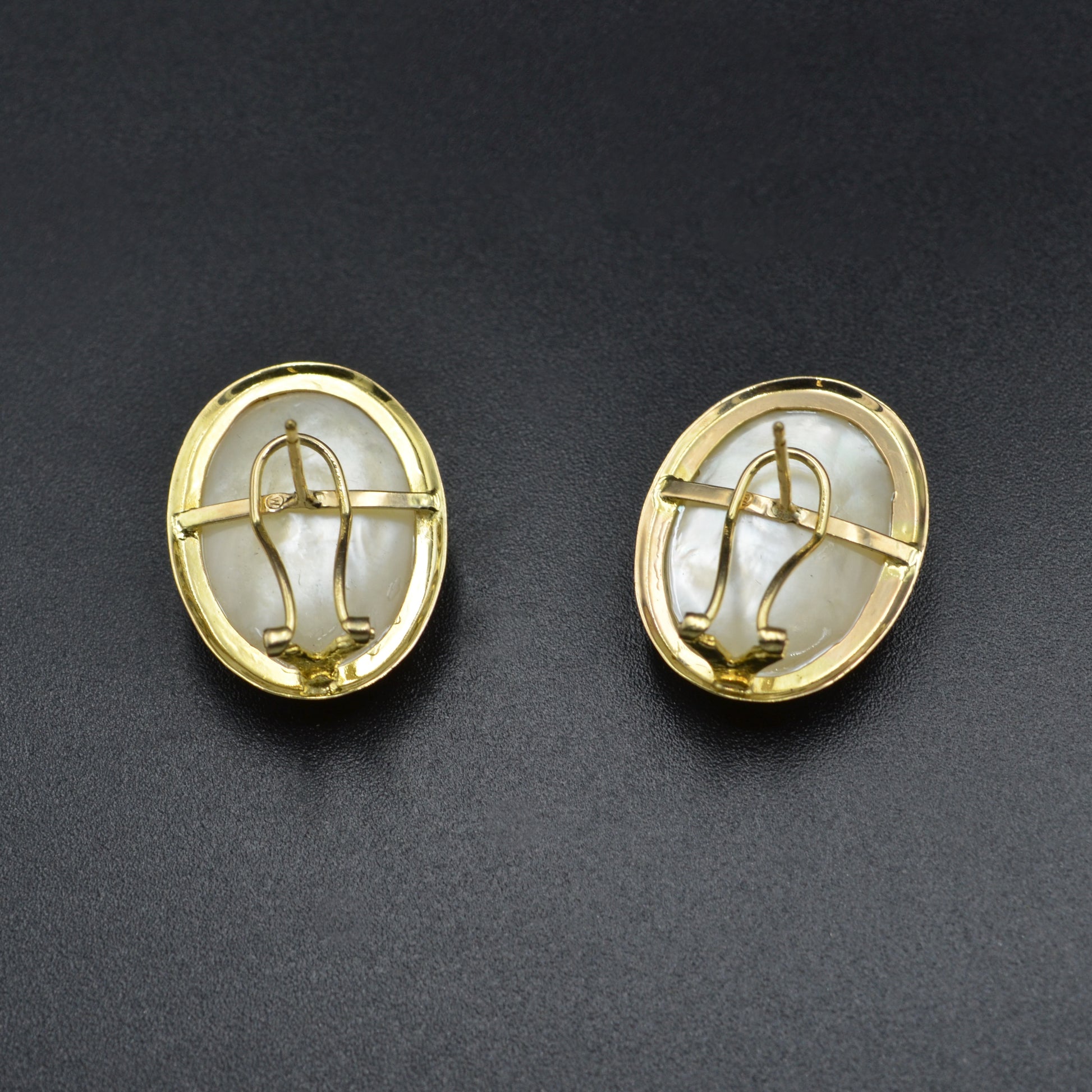 Vintage 14k Gold and Mabe Pearl Earrings
