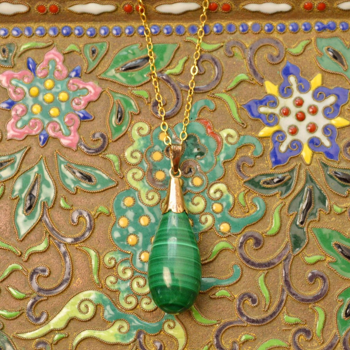 Vintage Malachite and 14 Karat Gold Drop Necklace