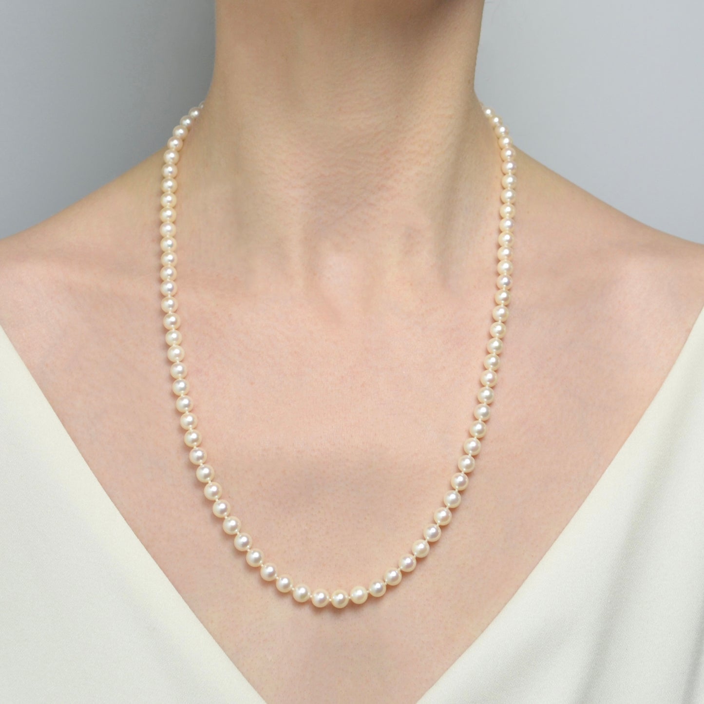 Matinee Pearl Necklace
