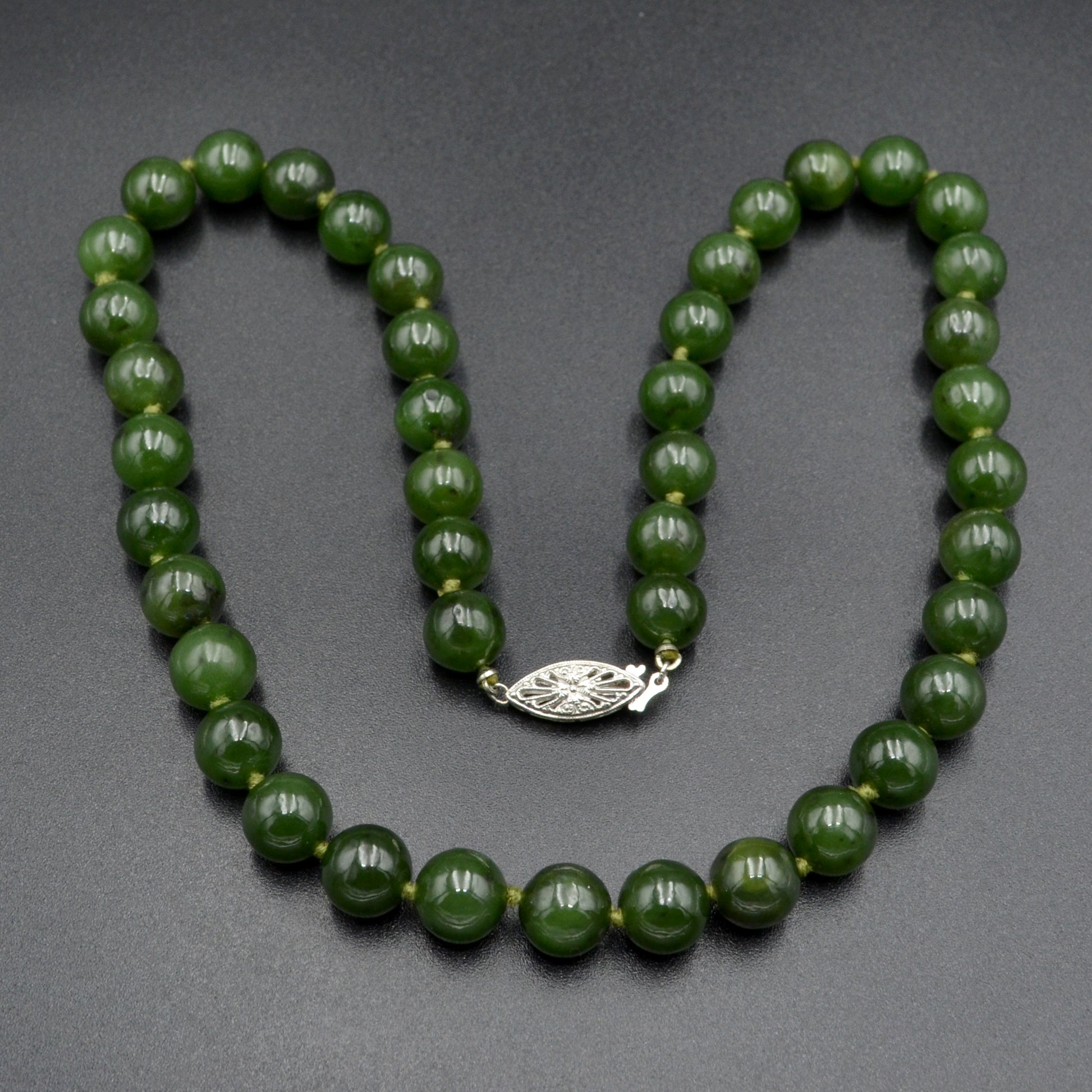 Vintage Nephrite and 14k Gold Beaded Necklace