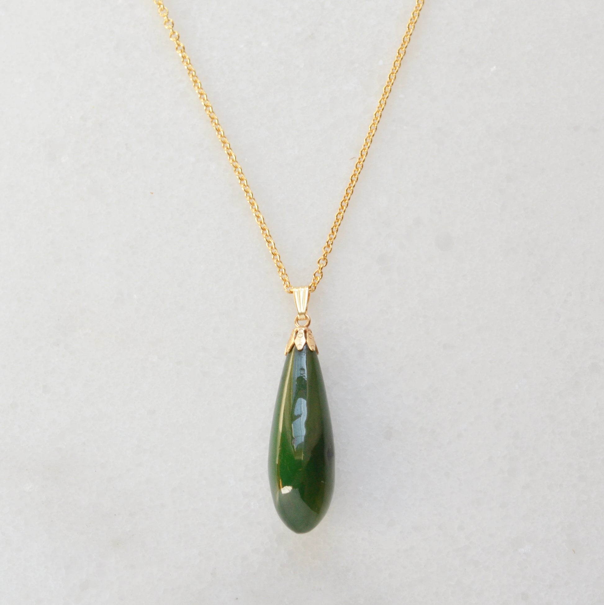 Vintage Nephrite Jade and 14k Gold Drop Necklace