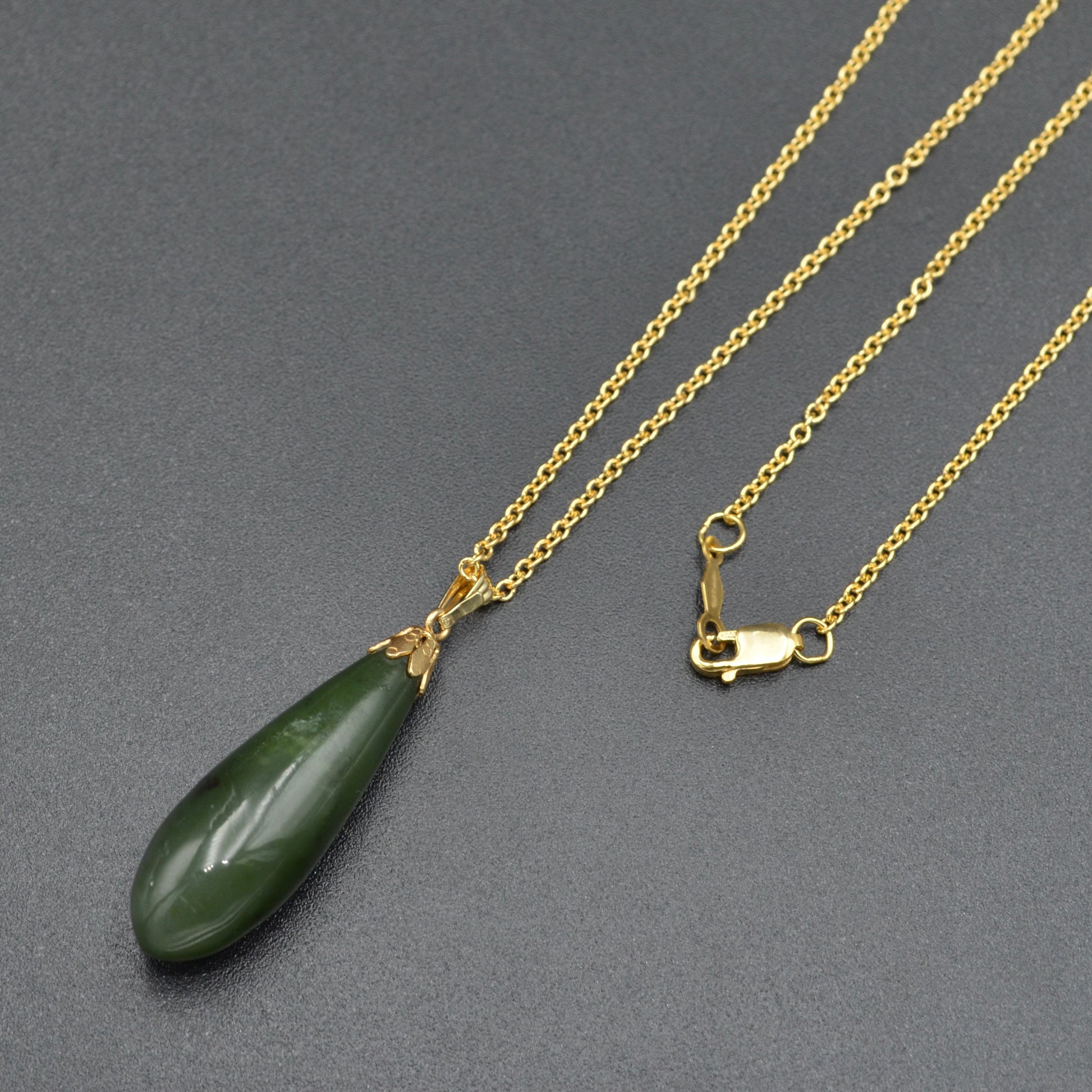 Vintage Nephrite Jade and 14k Gold Drop Necklace