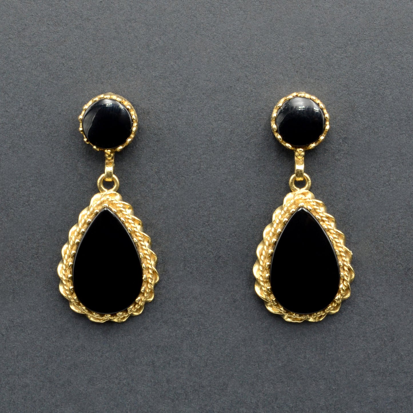 Vintage 14k Gold and Black Onyx Drop Earrings