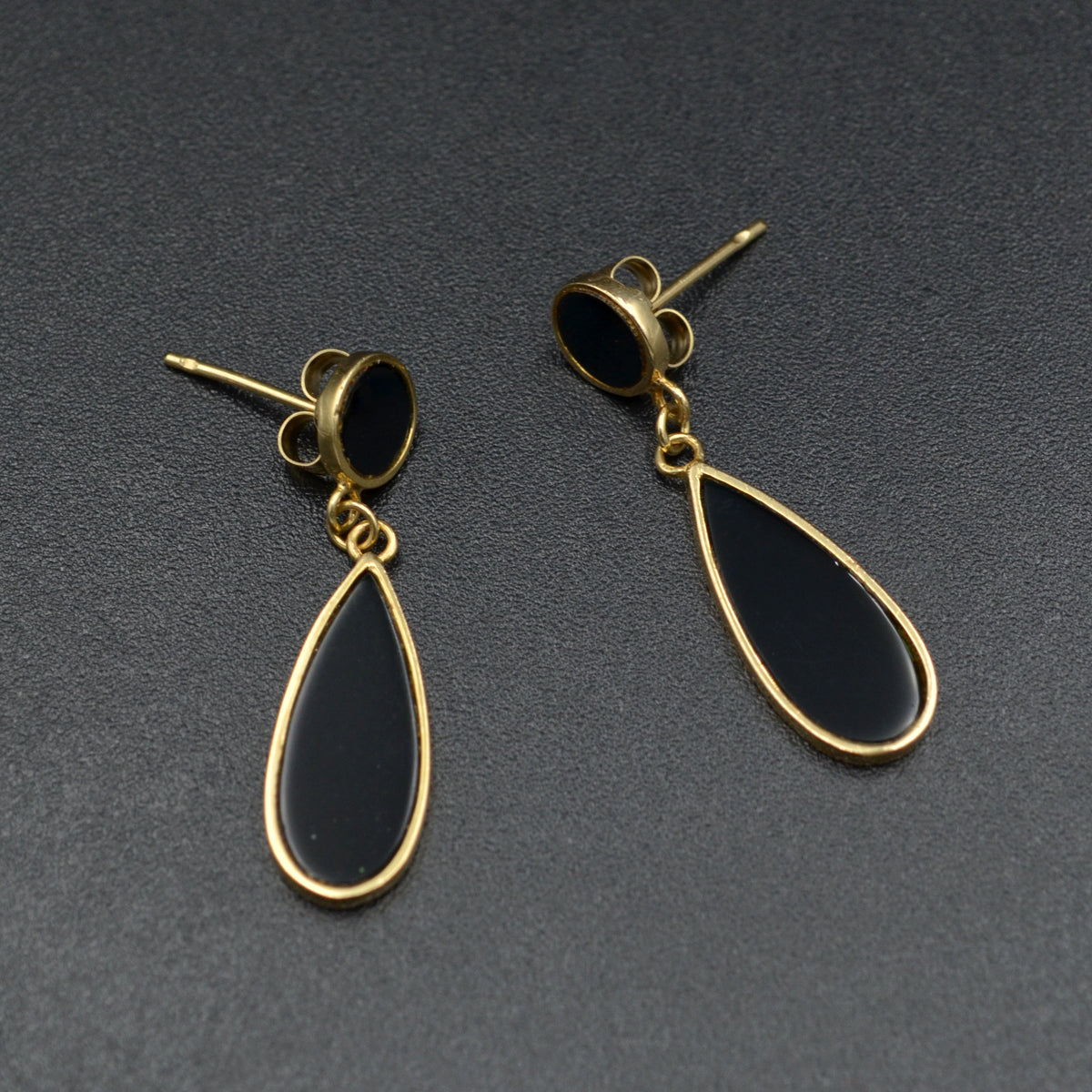 Vintage 14 Karat Gold and Black Onyx Drop Earrings
