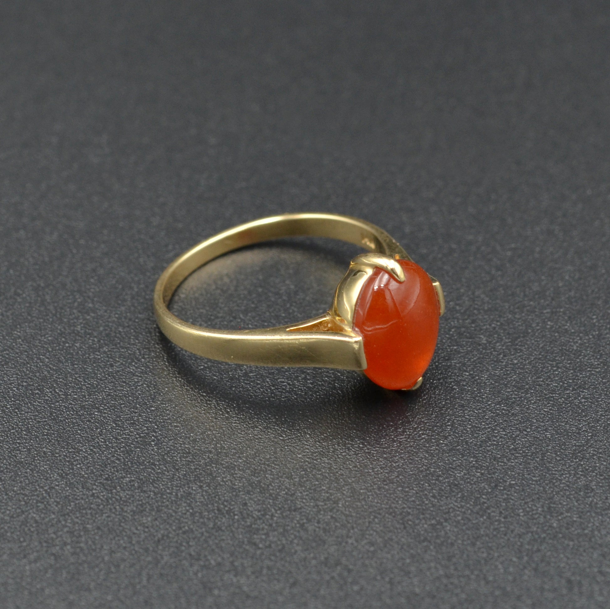 Vintage Orange Jadeite Jade and 14k Gold Ring