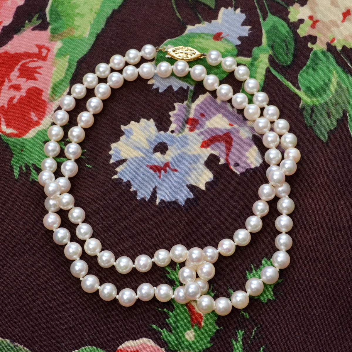 Vintage Cultured Pearl and 14 Karat Gold Necklace