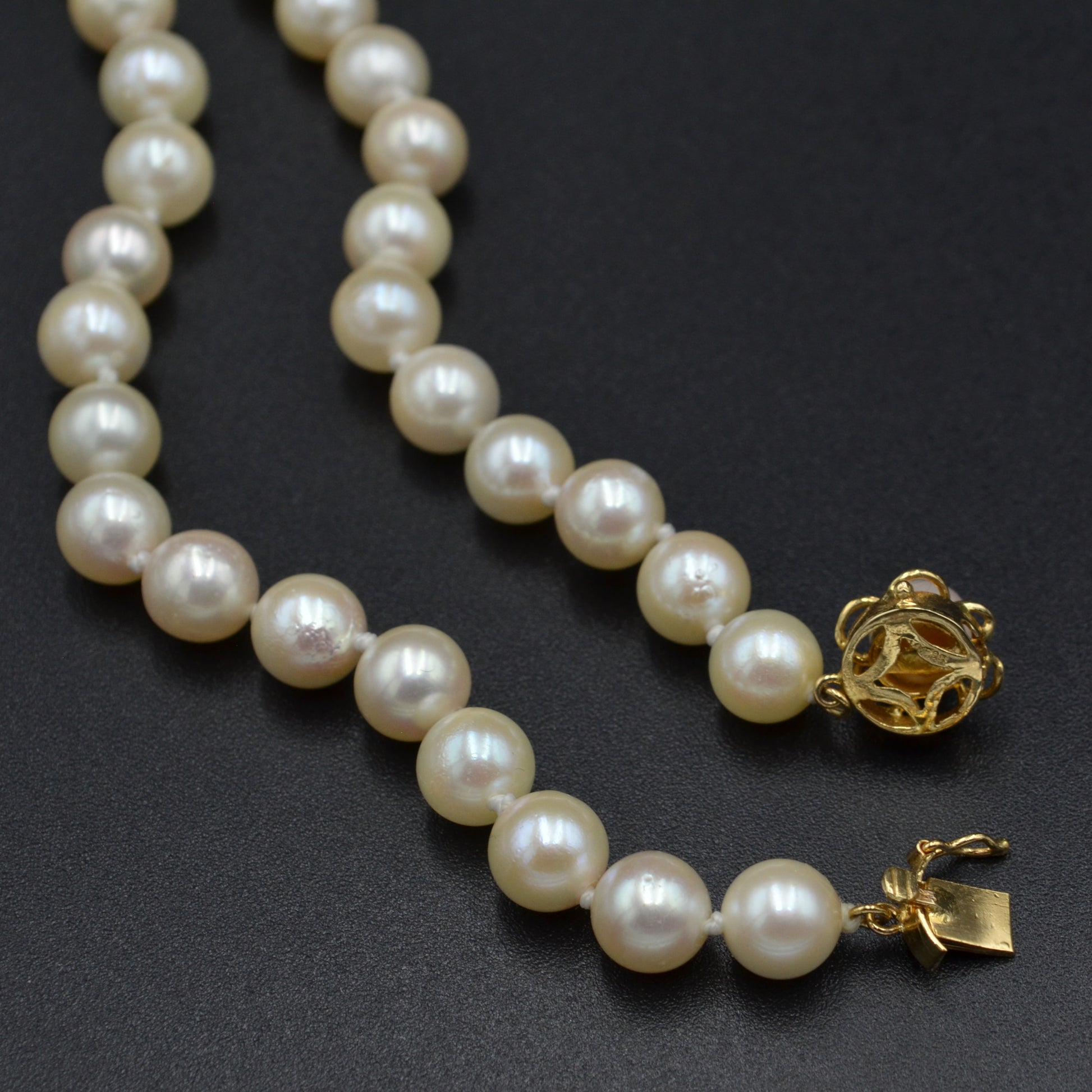 Vintage Pearl and 14k Gold Necklace