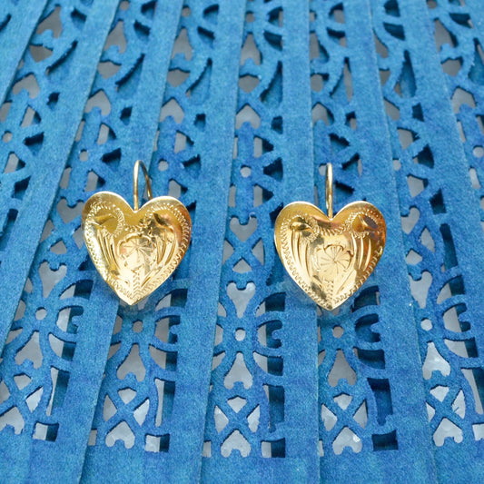 Vintage Engraved 14k Gold Heart Earrings