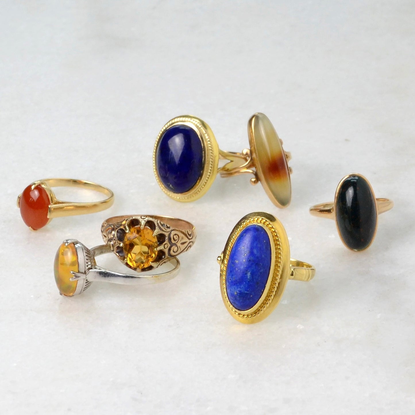 Antique Agate and Gold Ring