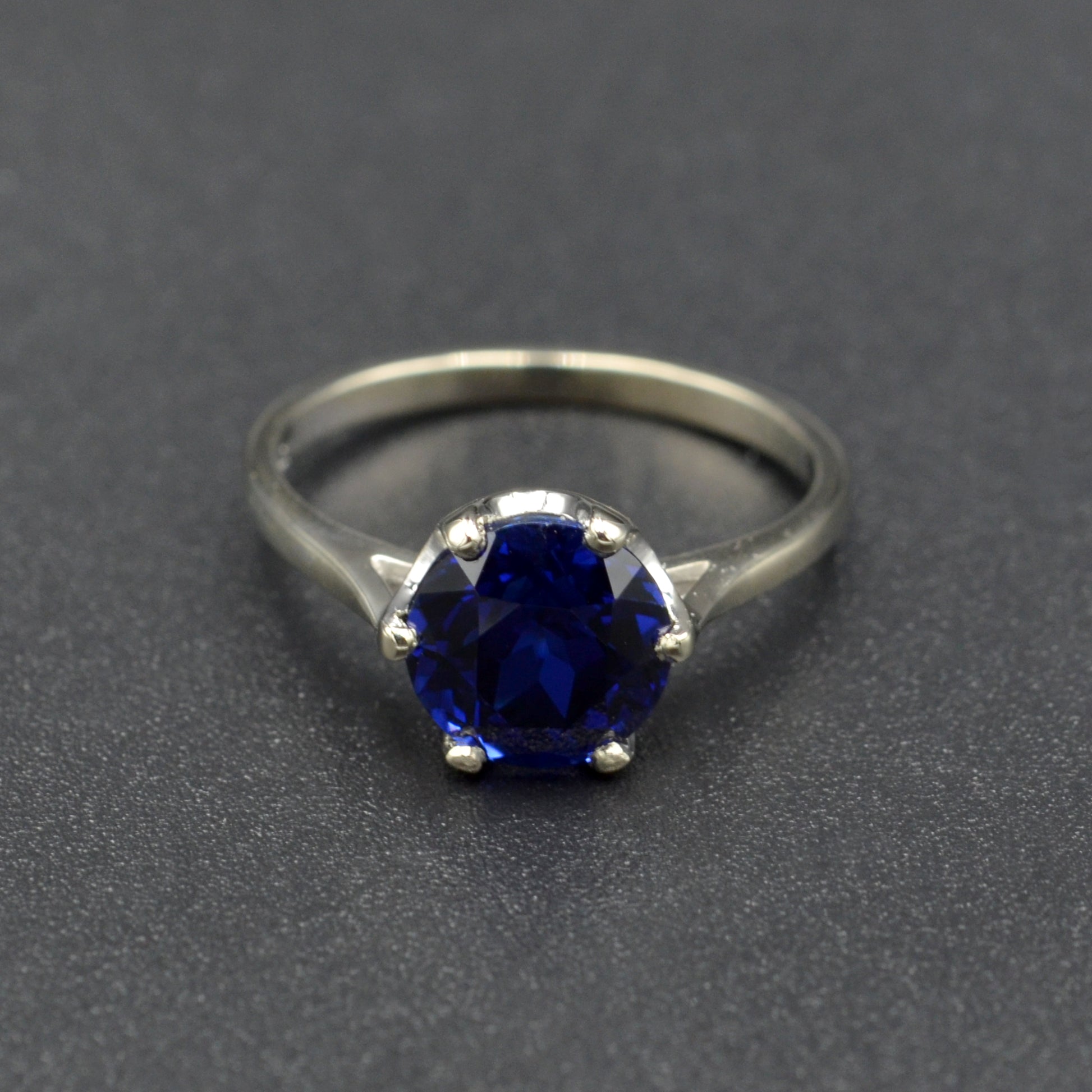 Lab Grown (Synthetic) Sapphire and 10k White Gold Solitaire Ring