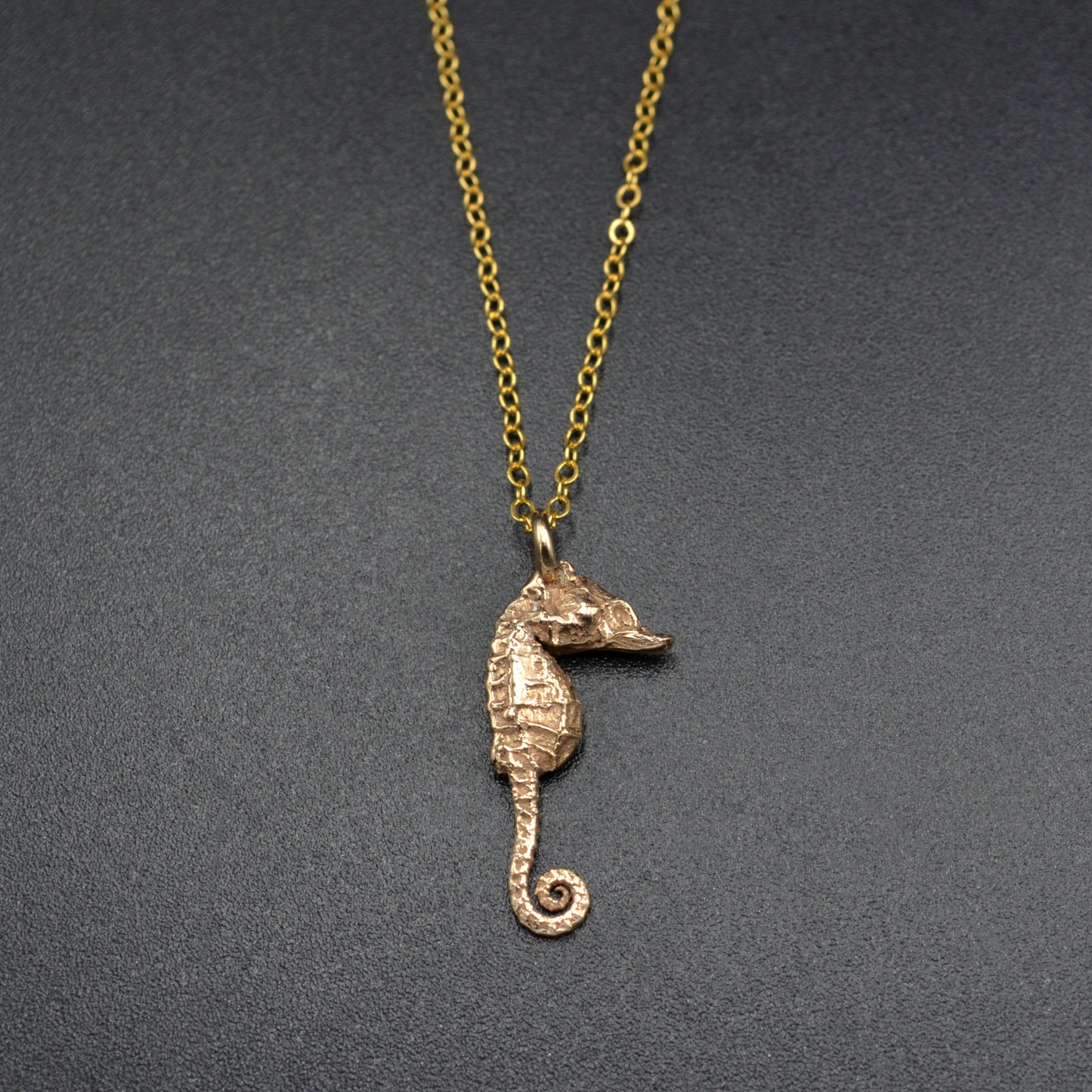 Vintage 14k Gold Seahorse Pendant Necklace