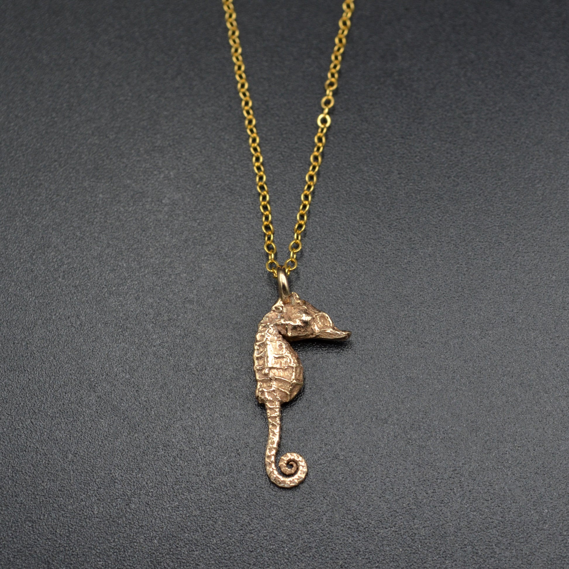 Vintage 14k Gold Seahorse Pendant Necklace