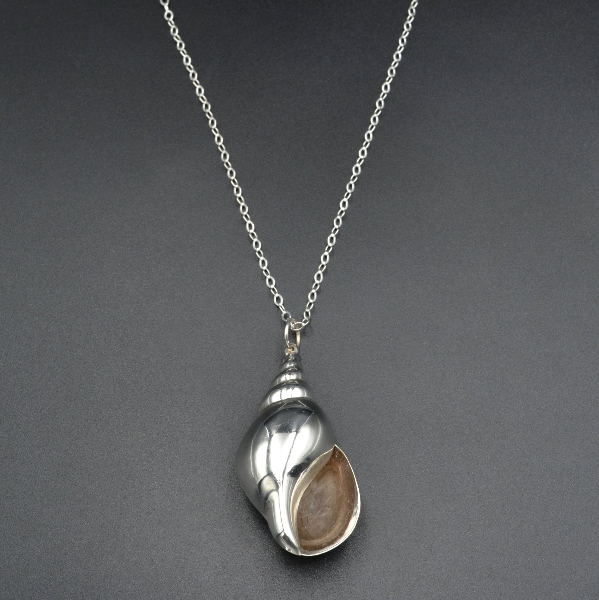 Vintage Modernist Sterling Silver Seashell Pendant Necklace