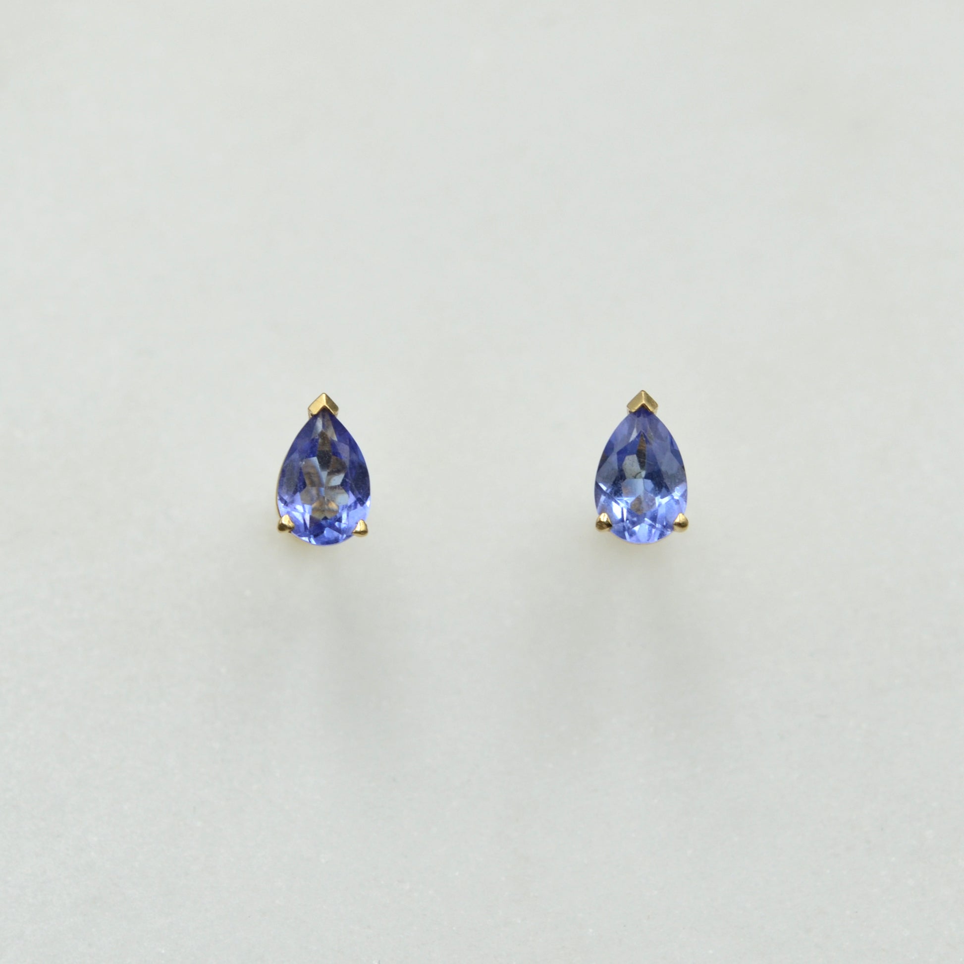 Vintage Tanzanite and 14k Gold Post Earrings