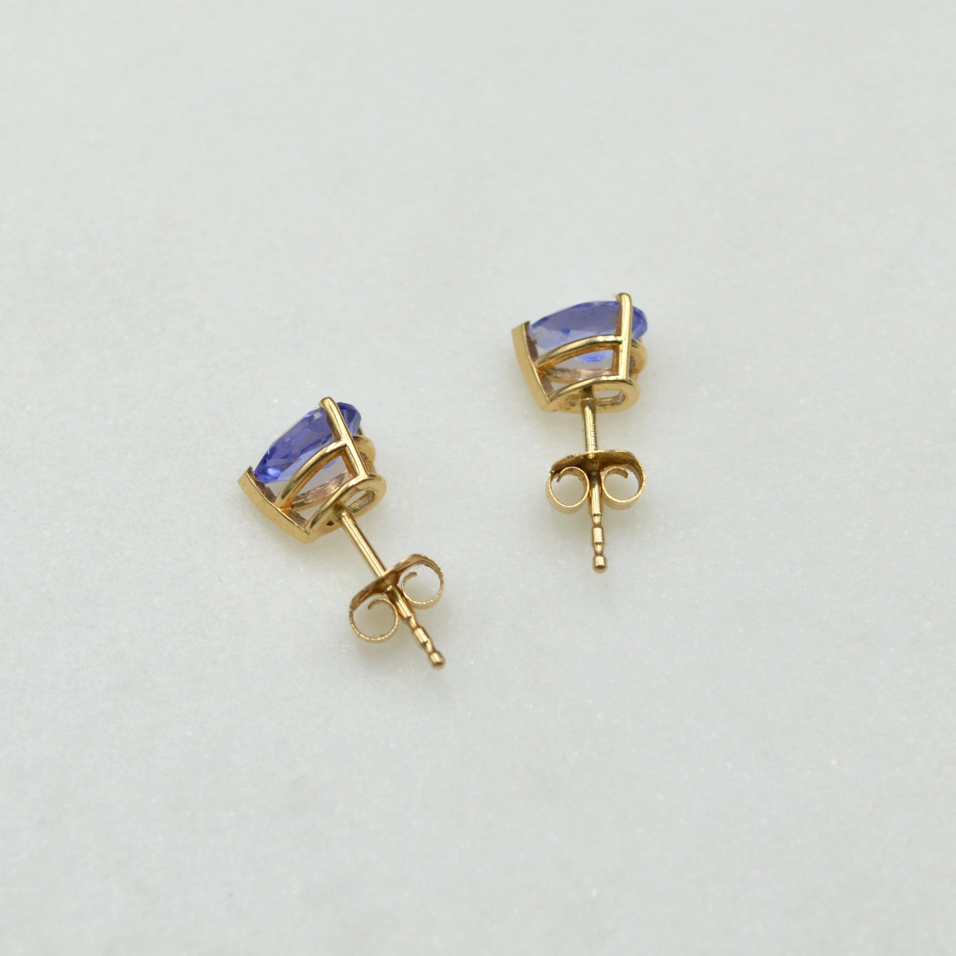 Vintage Tanzanite and 14k Gold Post Earrings