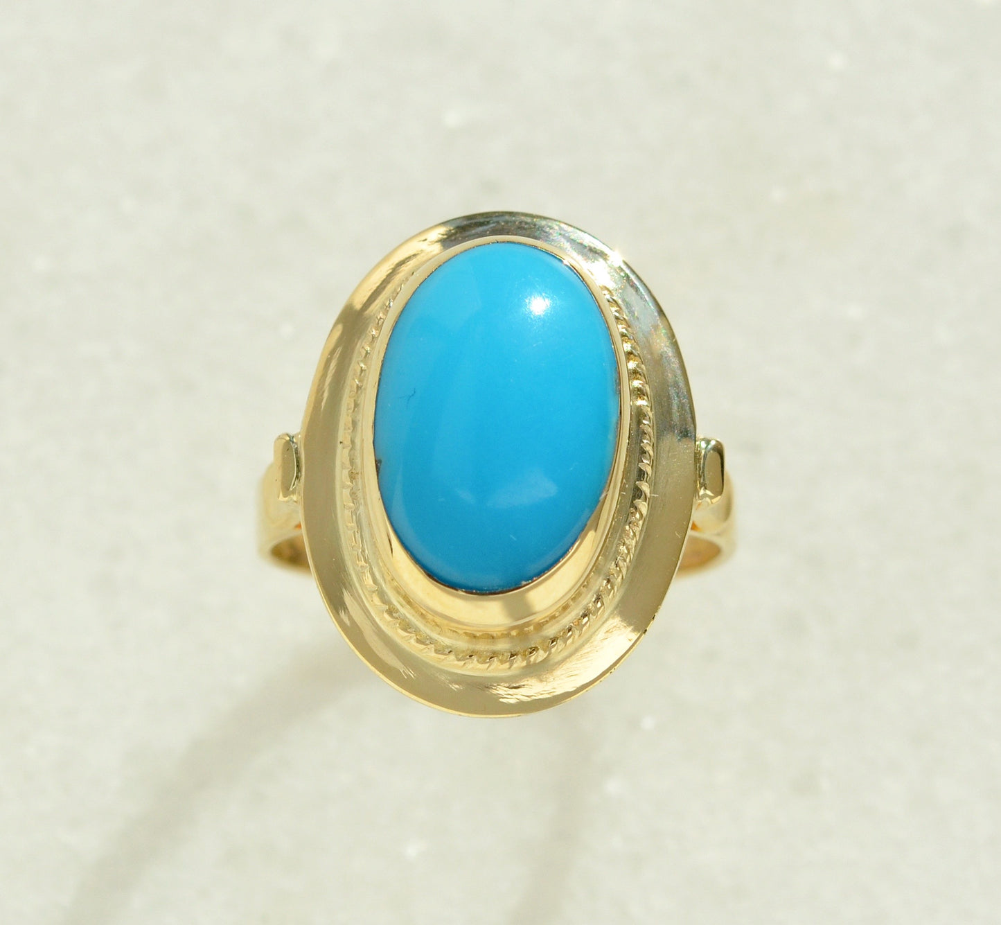 Vintage Turquoise and 14k Gold Ring