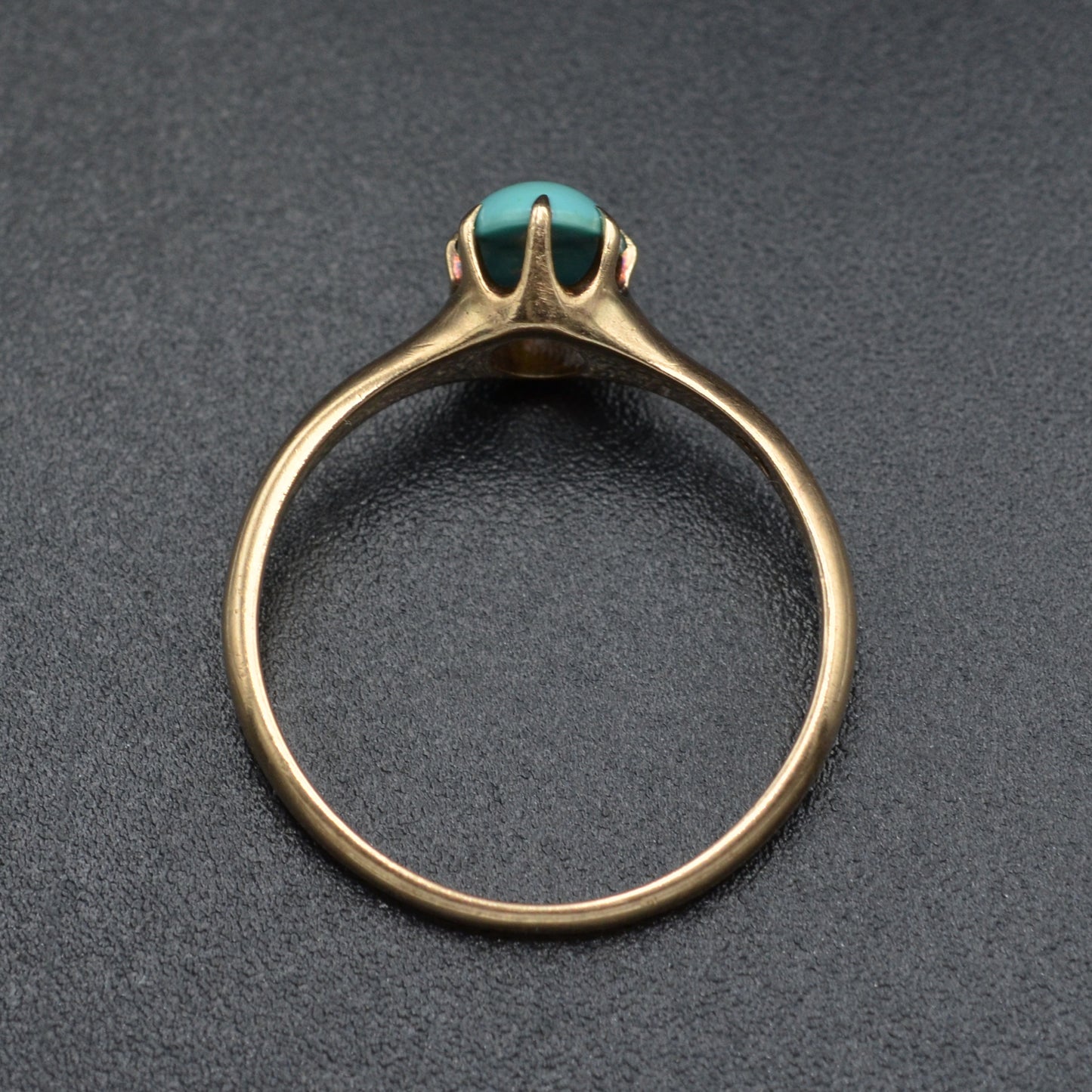 Antique Gold and Turquoise Solitaire Ring