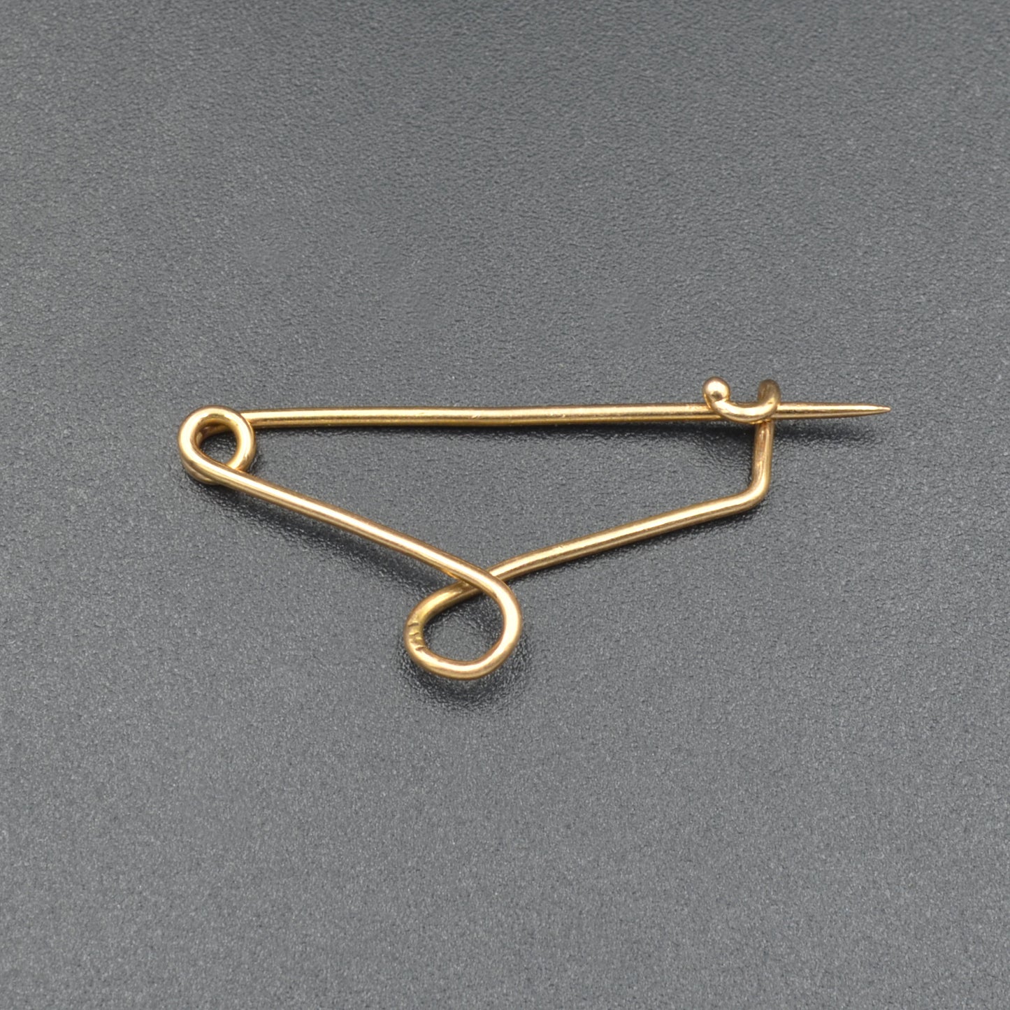 Vintage 18k Gold Wire Safety Pin