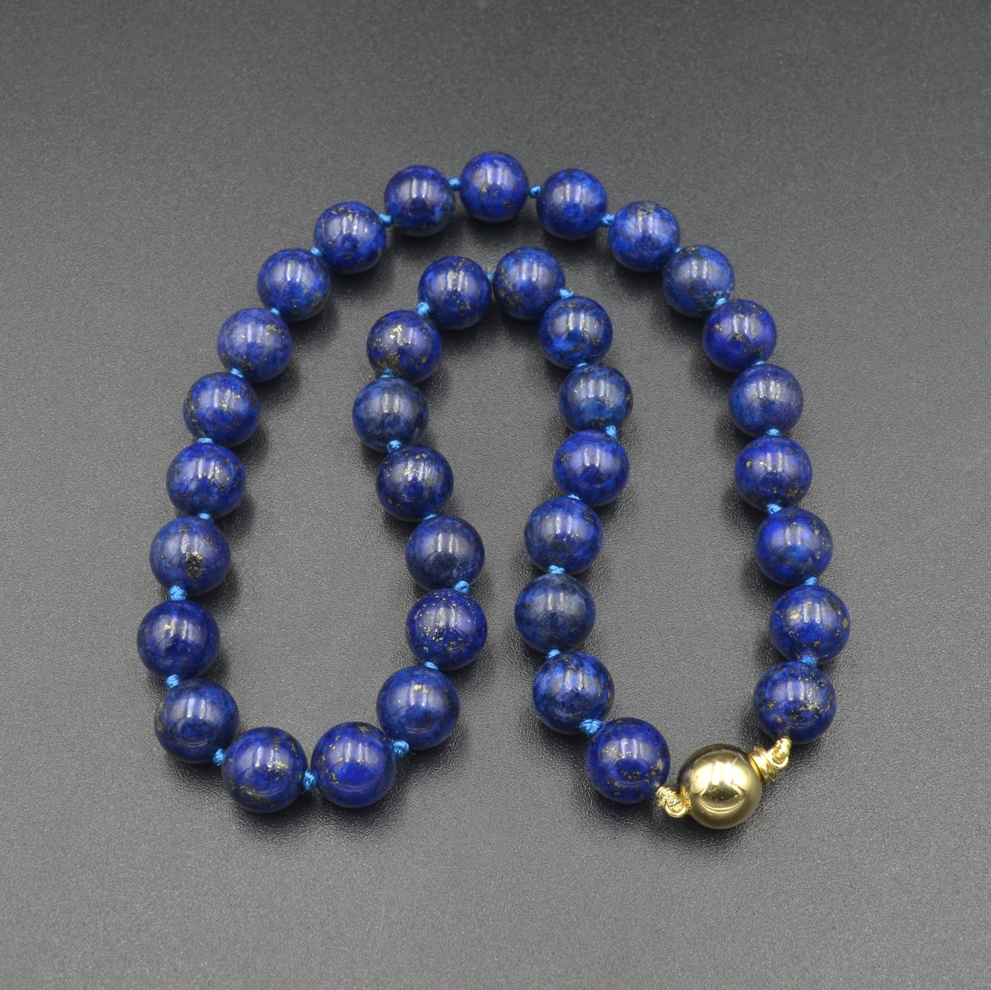 Luxe Vintage 18k Gold and Lapis Lazuli Beaded Collar Necklace