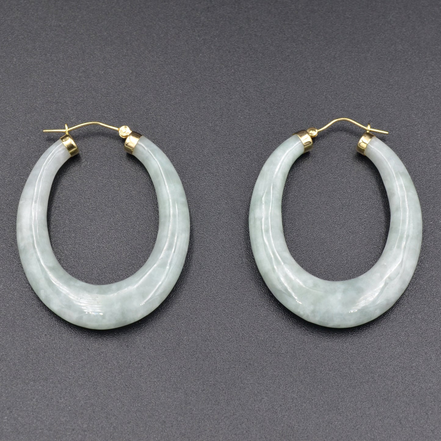 Vintage Jadeite Jade Elongated Oval and 14k Gold Earrings