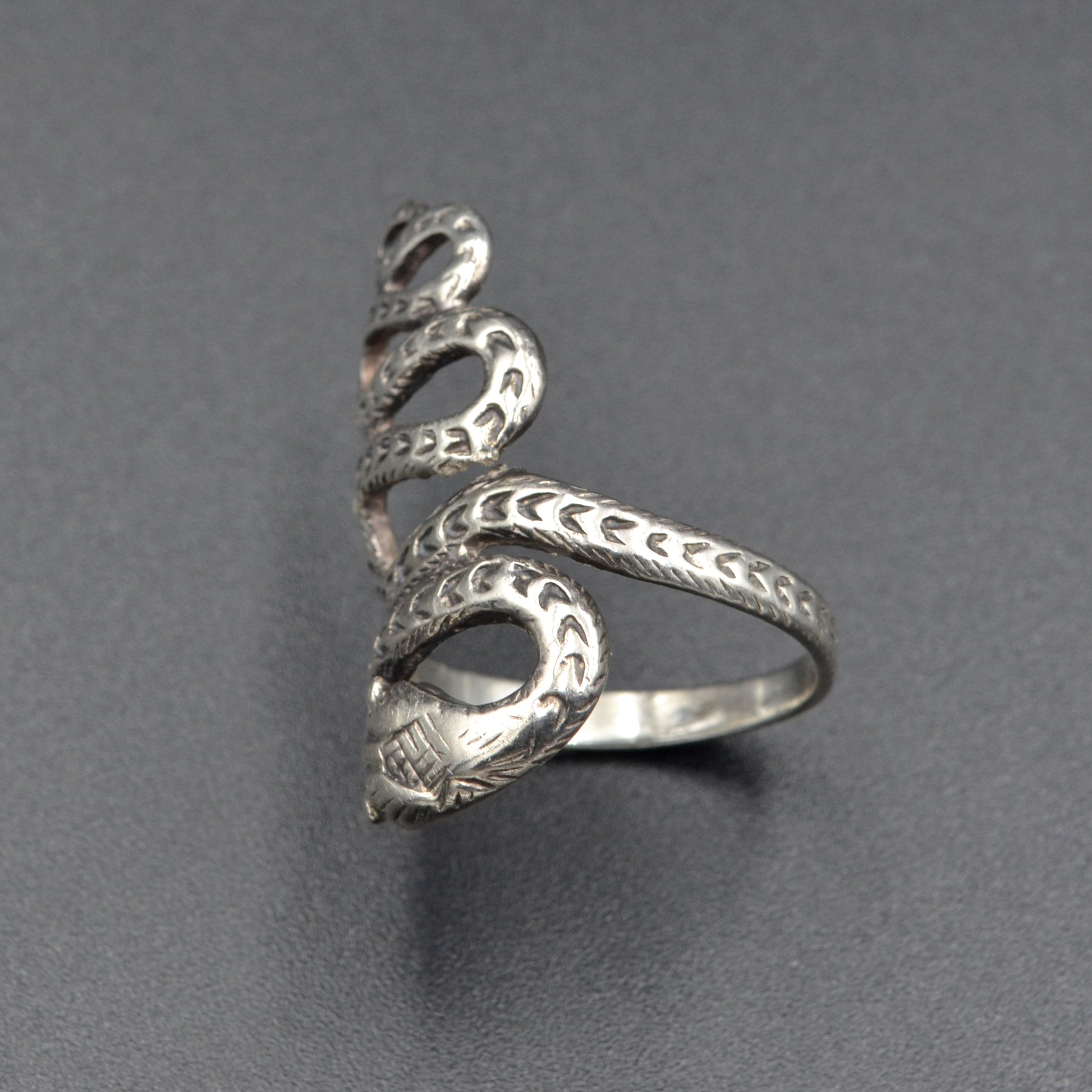 Vintage Southwestern Sterling Silver Snake Ring